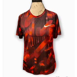 Boys Nike XL shirt
